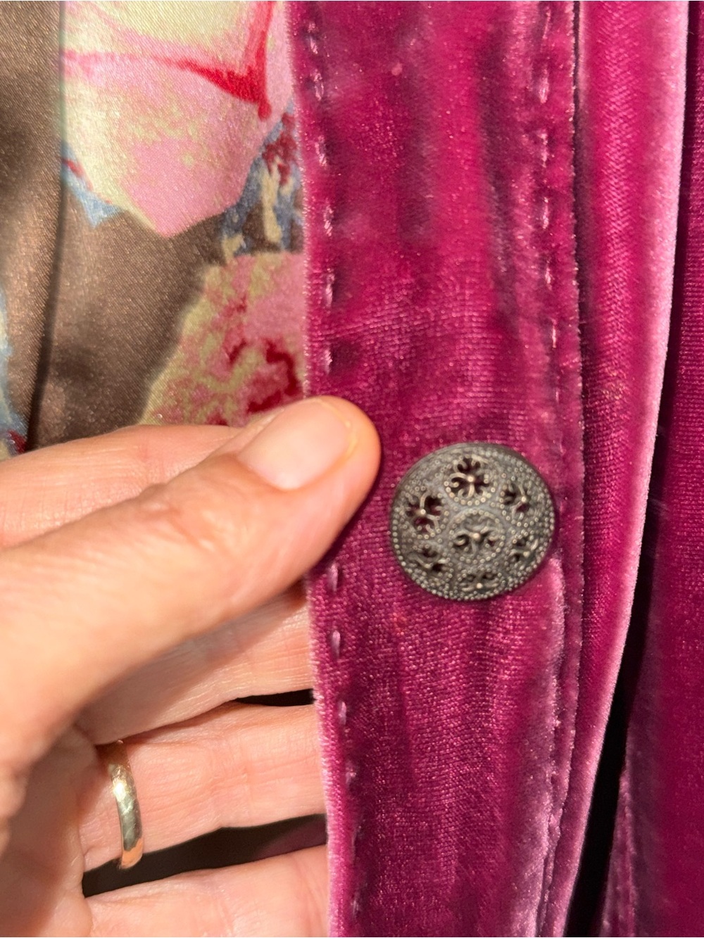 Velvet jacket with Pink Rose lining - Picture 3 of 7